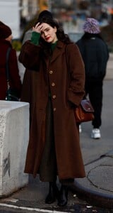      zoe141221BZNimage105.jpg