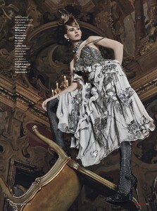 2021-12-22 - Vanity Fair Italia-page-005.jpg
