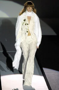 bee s05mariellaBurani-3a.jpg