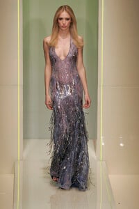 2065060285_Versace2005WomenFW.thumb.jpg.bcc07e013253f067292f8c772fc0c435.jpg