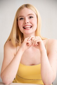 elle_fanning_05 (3).jpg