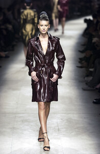 2126357575_Lanvin2003WomenRTW67.thumb.jpg.65d9a8f16e8218e669b8033b8fa9504b.jpg