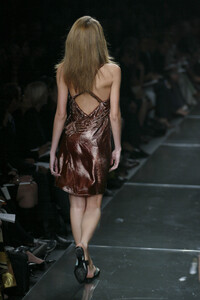 2132325676_AlbertaFerretti2003WomenRTW60.thumb.jpg.004c8813fd2a7fdffb2bd30d5e93507b.jpg