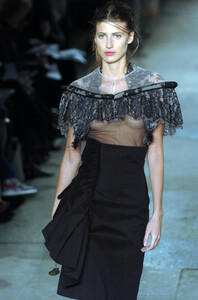 224795077_AnneValerieHash2005HauteCouture34.thumb.jpg.e8dd68f1699c4523c84c9cffbddf17cd.jpg