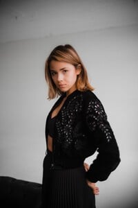 lotte-weissbach_portrait_mpassin_5-1400x2100 (1).jpg