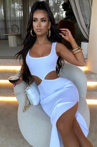 356906881_CatrinaMidiDress-White-Social-3(1).thumb.jpg.e9630511001760b44c63b1e90ffa4a43.jpg