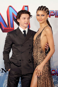 Zendaya+Coleman+Sony+Pictures+Spider+Man+No+p2VTAxMxG6Vx.jpeg