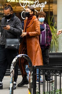      zen091221BZNimage104.jpg