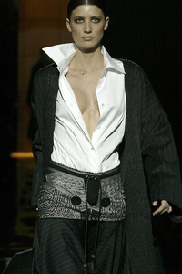 493653303_GianfrancoFerre2005WomenRTW112.thumb.jpg.32529525e040ca4155e06f1ec1b168c4.jpg