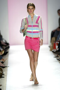52136546_MatthewWilliamson2004WomenRTW13.thumb.jpg.1d623cb9afa96e931b02a057df958147.jpg