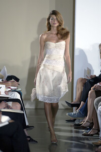 610552263_BadgleyMischka2003WomenRTW18.thumb.jpg.0ae546eadd1692d2e8a2990ea676cb2d.jpg