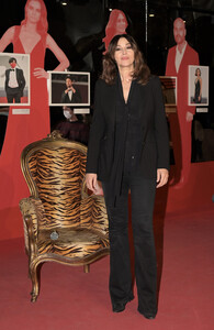 Monica Bellucci attends the Masterclass with Monica Bellucci during the 39th Turin Film Festival _001 — копия.jpg