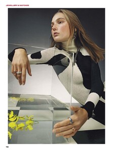 Vogue Italia N. 855 - Dicembre 2021-page-004.jpg