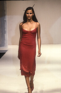 733568154_Blumarine1999WomenRTW65.thumb.jpg.9abe9d0bc6b98d292cbd2bffb6037520.jpg