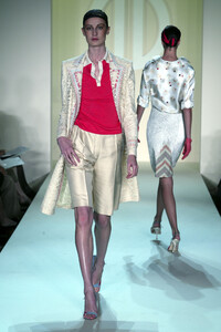 785203130_BillBlass2003WomenRTW66.thumb.jpg.f4c9cbed0b3f629ddf0de937c224e131.jpg