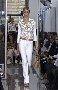 80125127_Trussardi2002WomenRTW79.thumb.jpg.05e783c8e7edab0776ad560cb5243110.jpg