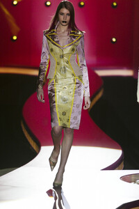 830367129_GianniVersace2002HauteCouture5.thumb.jpg.53e5b01f3cd6c882cf6e19c3cd773206.jpg