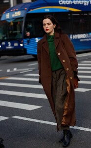     zoe141221BZNimage111.jpg