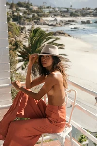 GLEN-KROHN-INTERNATIONAL-FASHION-SWIM-PHOTOGRAPHER-Cape-Town-Eileen-Cassidy_07-3.thumb.webp.7c07c4ed74d58e0e493aaf1dba5745da.webp