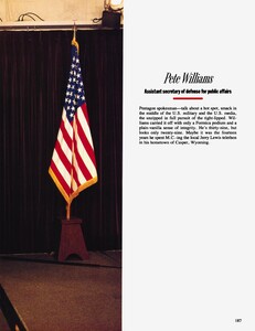 Hall_Leibovitz_Vanity_Fair_December_1991_07.thumb.jpg.1a708cbe49a6df17c7f13e9a632f0313.jpg