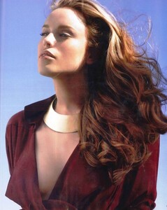 Jessica-Mcnamee-sexy-lady-photo.jpg