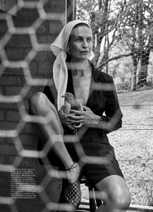 Marie-Claire-Australia_-_January_2022-page-008.jpg