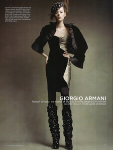 Milan_Demarchelier_UK_Vogue_August_2009_09.thumb.jpg.96a76ae5515e70aaff4764375acf2aa7.jpg