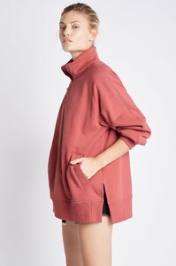 S10-21AW1039_Funnel_Neck_Fleece_Jumper_004_Dusty_Rose-21258-Aje-3015.jpeg