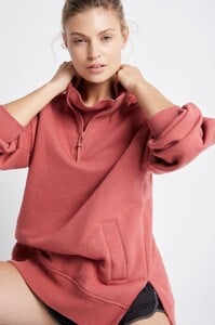 S10-21AW1039_Funnel_Neck_Fleece_Jumper_004_Dusty_Rose-21258-Aje-3025.jpeg