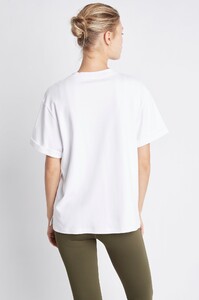 S11-21AW1033_Graphic_T-Shirt_024_White_Khaki-21258-Aje-2725.jpeg