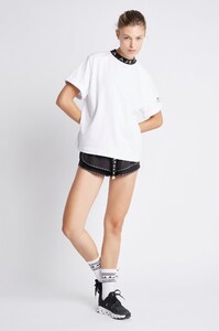 S12-21AW1032_High_Crew_Neck_T-Shirt_010_White-21258-Aje-0327.jpeg