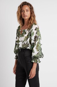 S130-21RE1268_OasisOliveLeafLeCorsaireButtonBlouse_OliveLeaf-21748-Aje-0305.jpeg