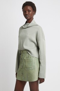 S16-20AJ1141_Psychedelia_Turtleneck_Crepe_Logo_Crop_DustySage-21540-Aje-1302.jpeg