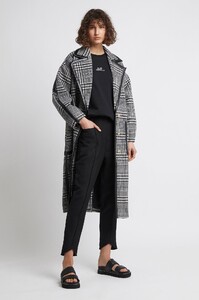 S17-21SS2019_Heirloom_Coat_Black_White_Check-21540-Aje-1534_frontshot.jpeg