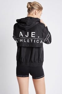 S19-21AW2012_Hooded_Windbreaker_Jacket_016_Black-21258-Aje-0557.jpeg