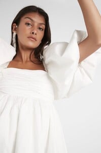 S19-21RE5256_Casabianca_Puff_Sleeve_Dress_Ivory-21877-Aje-1201.jpeg