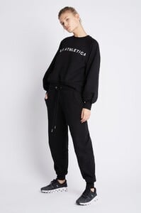 S20-21AW3018_Logo_Trackpants_015_Black-21258-Aje-5668.jpeg