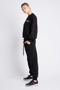 S20-21AW3018_Logo_Trackpants_015_Black-21258-Aje-5669.jpeg