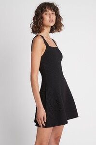 S22-21RE5087_CasaMiniKnitDress_Black-21768-Aje-D3-0555.jpeg