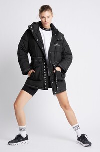 S23-21AW2016_Puffer_Jacket_025_Black-21258-Aje-1414.jpeg