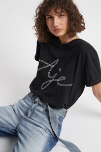 S25-21SS1260_Motion_Tee_Black-21540-Aje-1870_detailshot_1.jpeg