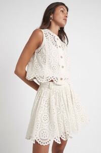 S28-21RE1244_Salita_Broderie_Shell_Top_Ivory-21877-Aje-1614_a023fac5-0202-4cdd-9178-550bf6cf4643.jpeg