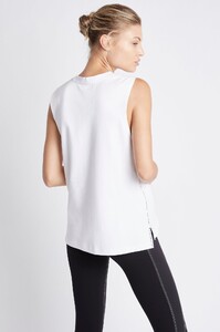 S34-21AW1035_Tank_Top_009_White-21258-Aje-0881.jpeg