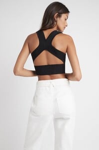 S43-21RE1196_Livadi_Cut_Out_Knit_Logo_Crop_Top_Black-21877-Aje-1569_1__detailshot.jpeg