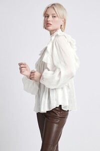 S5-21AW1021_Sahara_Blouse_Ivory-21219-Aje-2434.jpeg