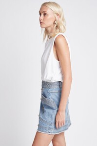 S50-20AJ1239_Kai_Tank_White_Black-21017-Aje-1936.jpeg