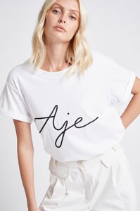 S52-AJ18081_Aje_Ribbon_Tee_White_Black-21017-Aje-1741.jpeg