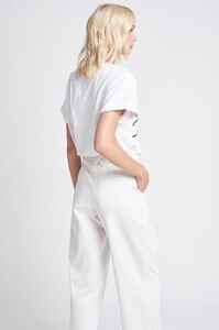 S52-AJ18081_Aje_Ribbon_Tee_White_Black-21017-Aje-1752.jpeg