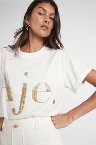 S54-21RE1516_Idyllic_Logo_Tee_Ivory-Silver-21877-Aje-1387_detailshot.jpeg