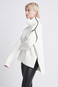 S58-21AW1010_Juno_Knit_Jumper_Ivory_Chocolate-21219-Aje-1816.jpeg